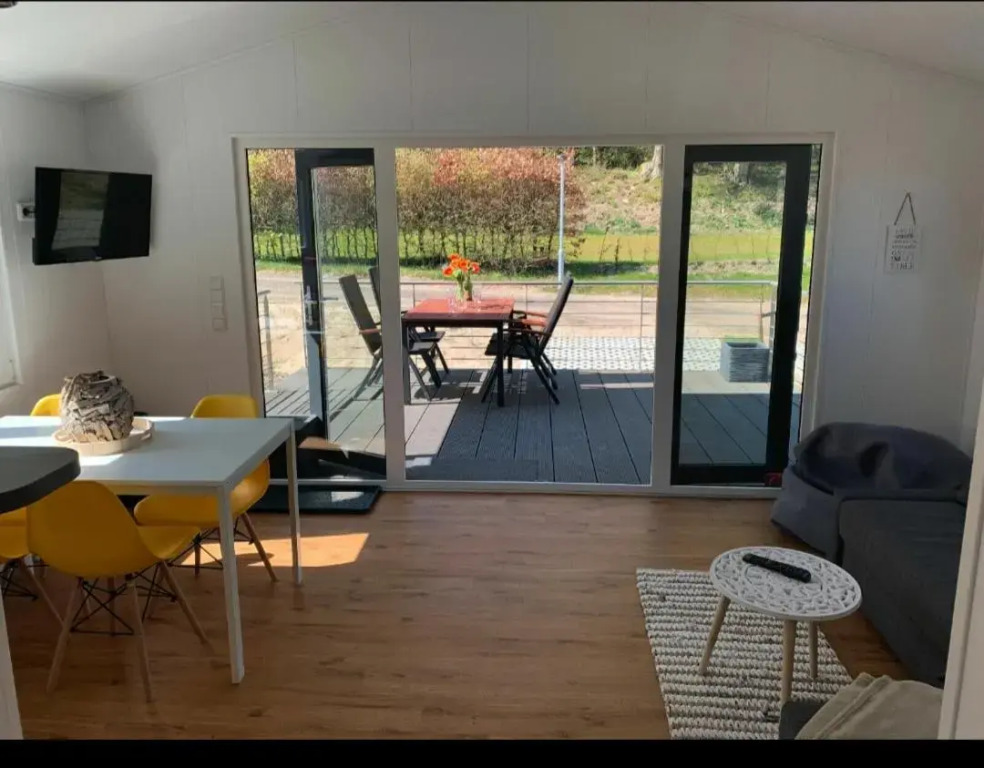 Beach Chalet SunHus - modernes Chalet in Ostseenähe
