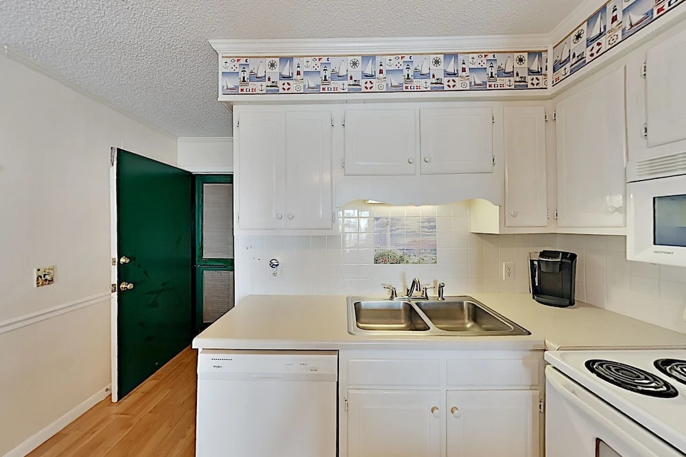 02gapabe 2 Bedroom Condo