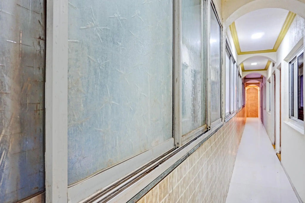 OYO Flagship 83274 Hotel Ashoka Inn