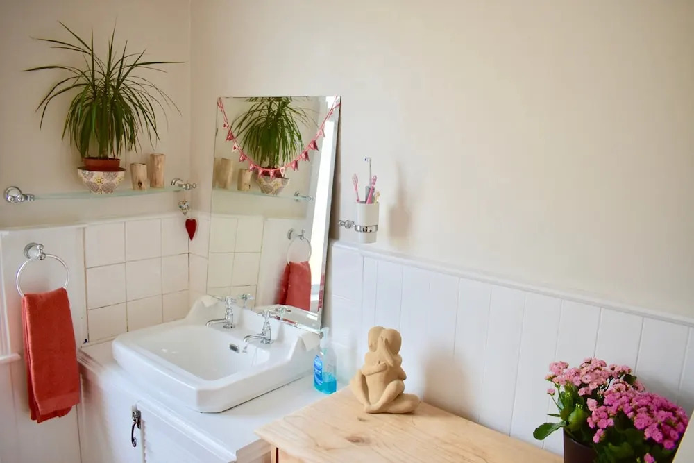 Spacious 3 Bedroom Home in Brighton
