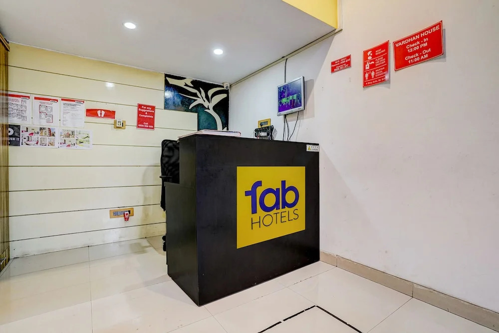 FabHotel Vardhan House I