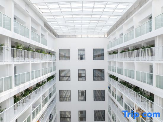 Hanbi Purple City Hotel (Jindong District Government Store, Dayanhe Street Subway Station, Jinhua)