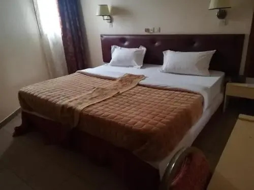 Hotel Clamantis