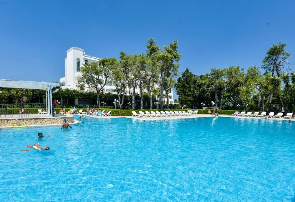 Hotel Club Astor