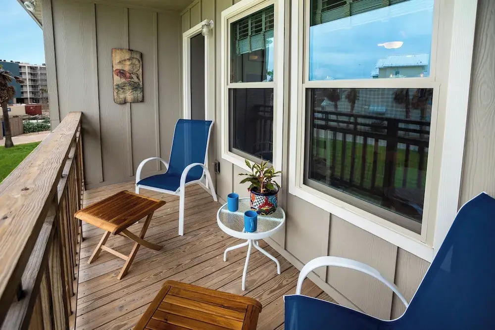 Sunrise Villas 207 - BOARDWALK TO THE BEACH