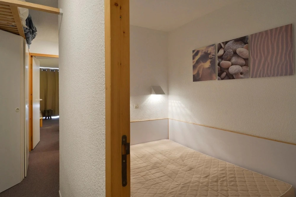 Belle Plagne Apartment With 2 Rooms for 5 People of 27 mÂ² on the Slopes Th509