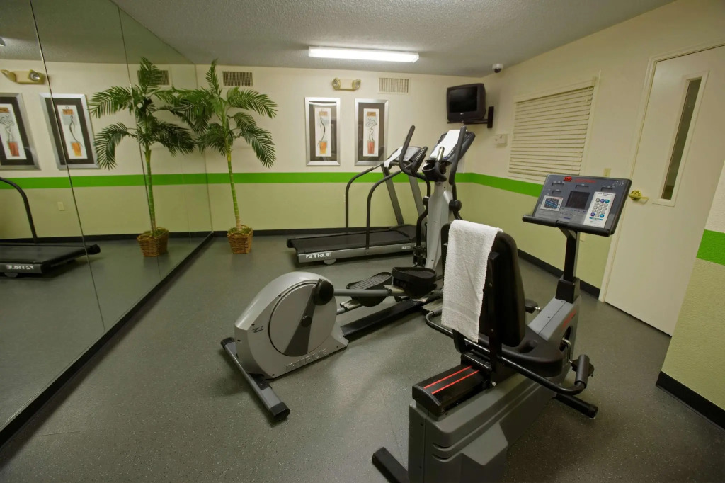 Extended Stay America Suites - Chicago - OHare - Allstate Arena
