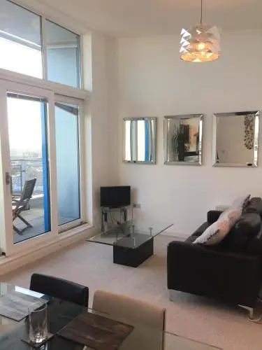 Penthouse Apartment with Free Allocated Parking