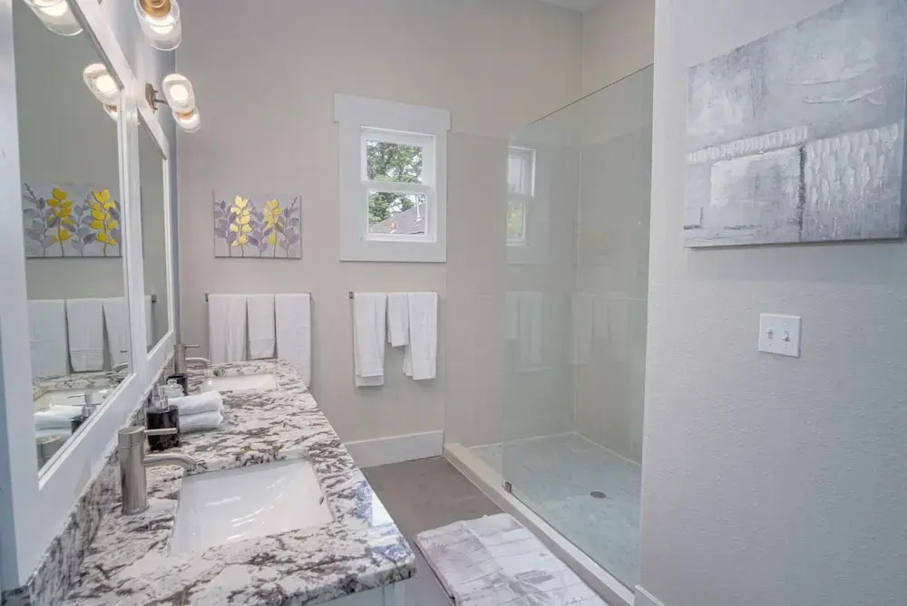 Incredible New 3br/2ba Near Downtown
