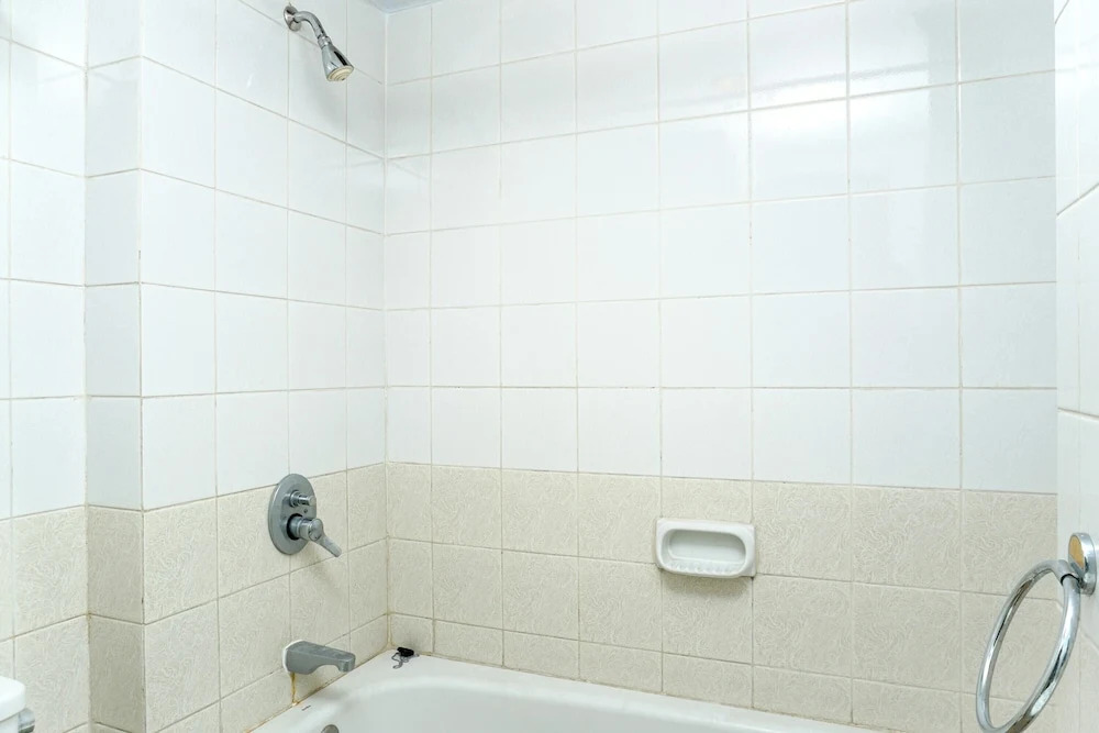 Best Price 3BR at Batavia Apartment