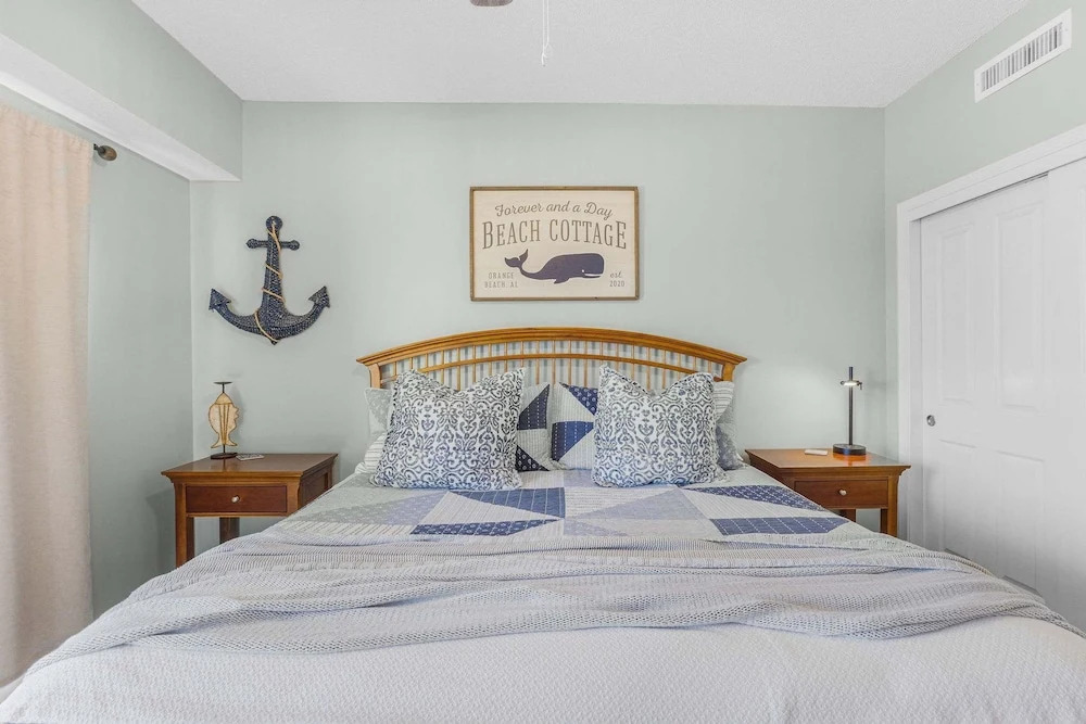 Palms 915- Premier Beachfront Condo 3 Bedrooms Sleeps 8 9th Floor