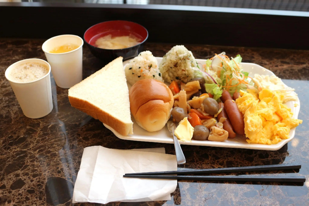 Toyoko Inn Nara Oji eki Minami guchi