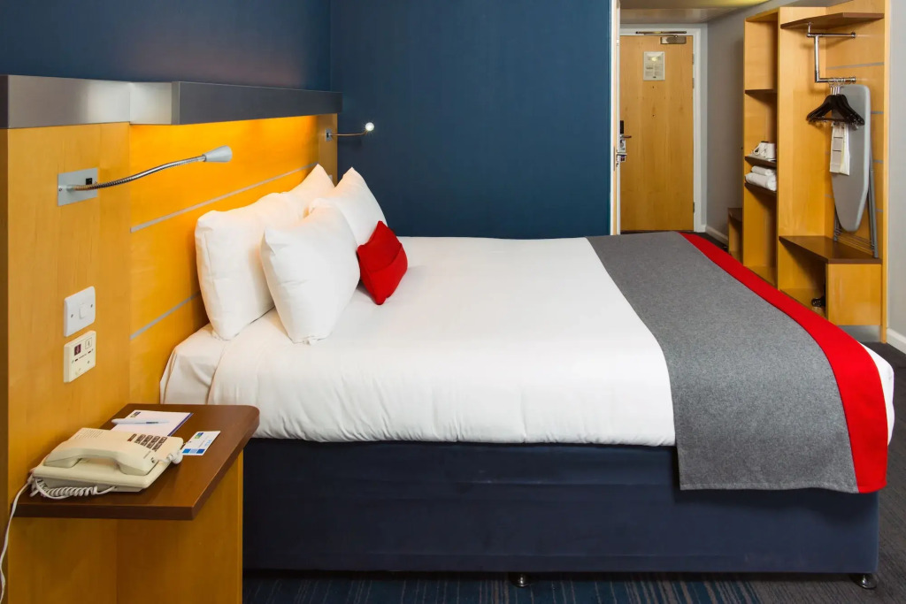 Holiday Inn Express Cambridge by IHG