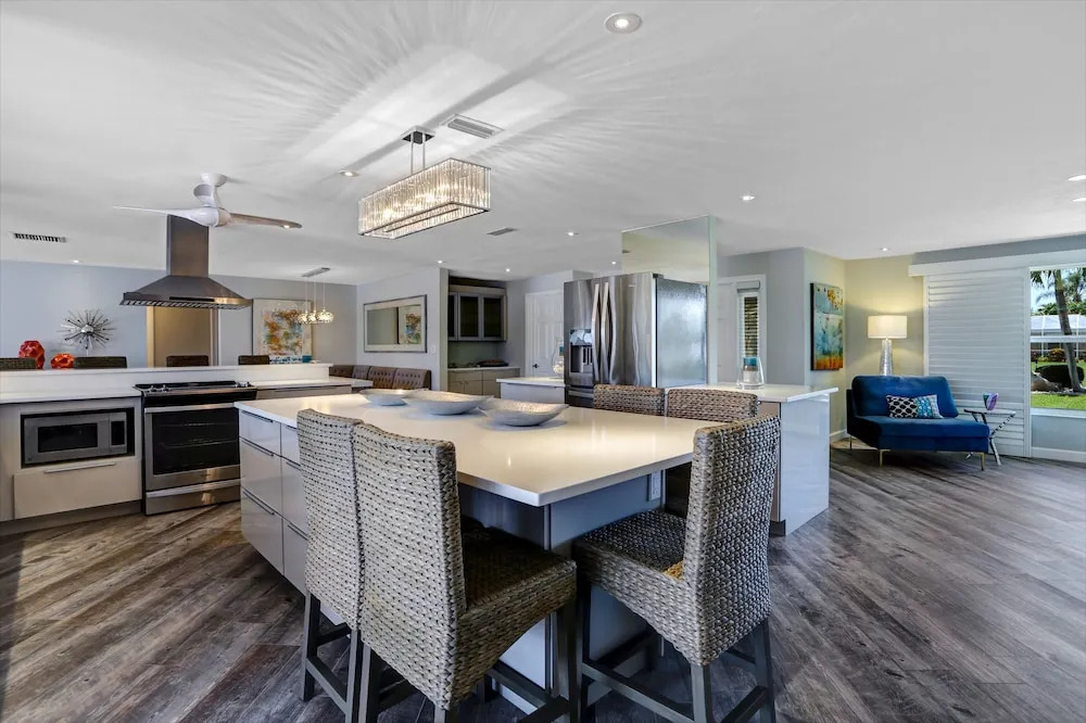 Bimini Breeze - True Waterside Living