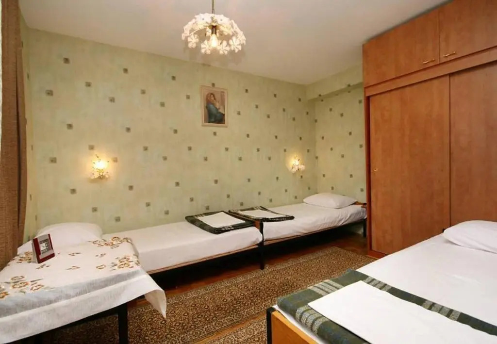 Apartments Ivy - 300 m from beach