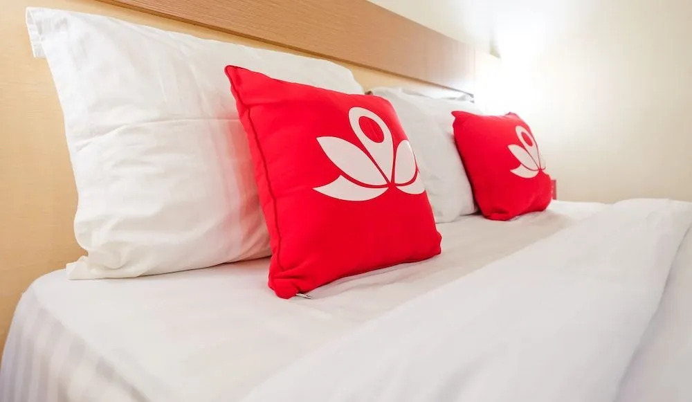 ZEN Rooms near Stasiun Kota Baru