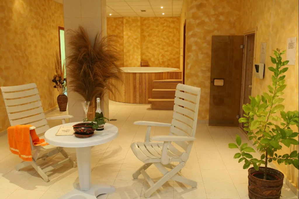 Joya Park Apartments
