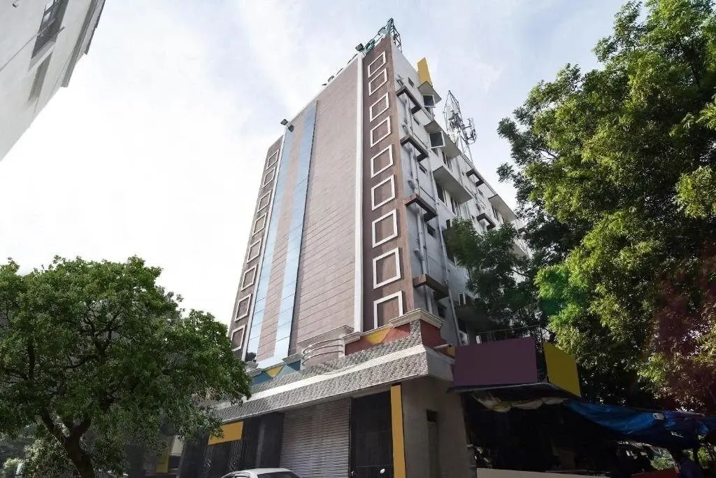 Jancy Residency By OYO Rooms