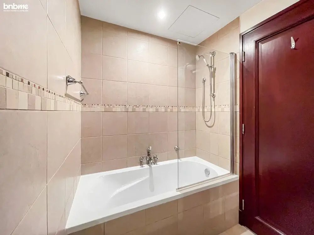1B-Kamoon 2-203 by bnbme homes