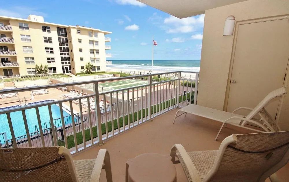 Sea Coast Gardens III 207 Apartment 2