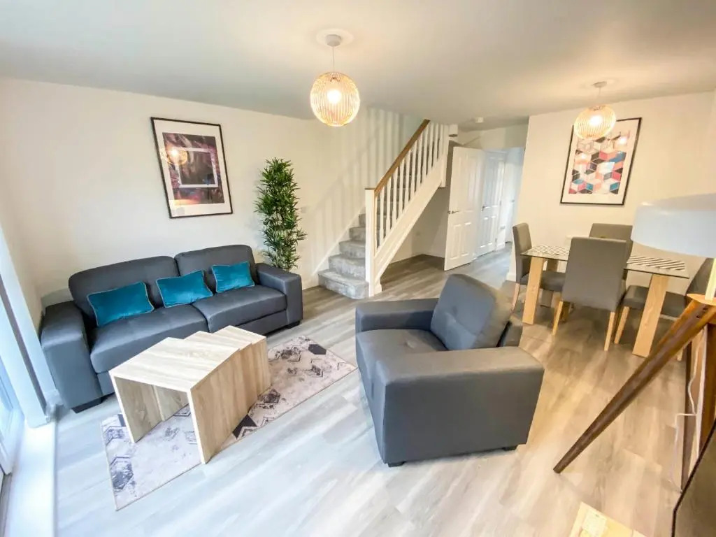 Tudors eSuites Two Bedroom House