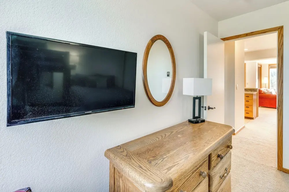 2 Mi to Winter Park Resort: Condo w/ Pool Access!