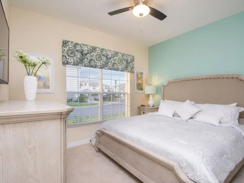 5 Bedroom Townhouse at Storey Lake 66543 by RedAwning