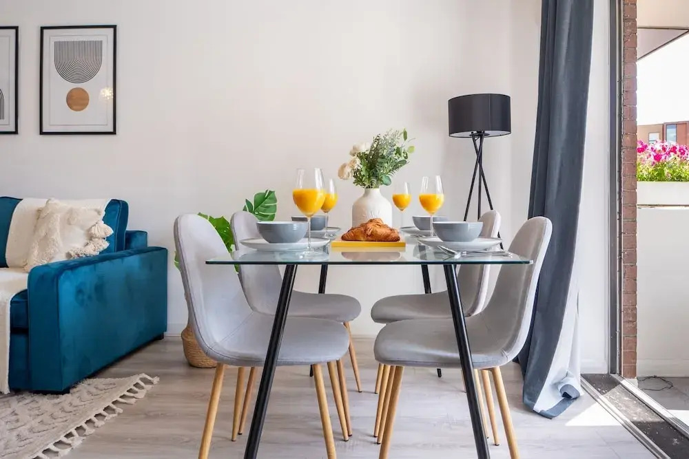 Stylish 1-Bedroom with Balcony near Soho