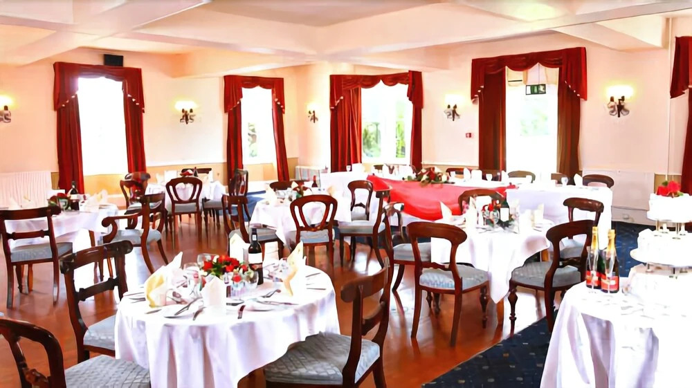 Huntly Arms