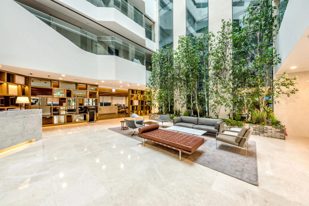 Hotel Sirius