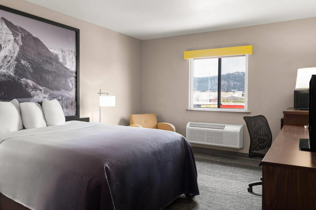 Super 8 by Wyndham Kalispell Glacier National Park