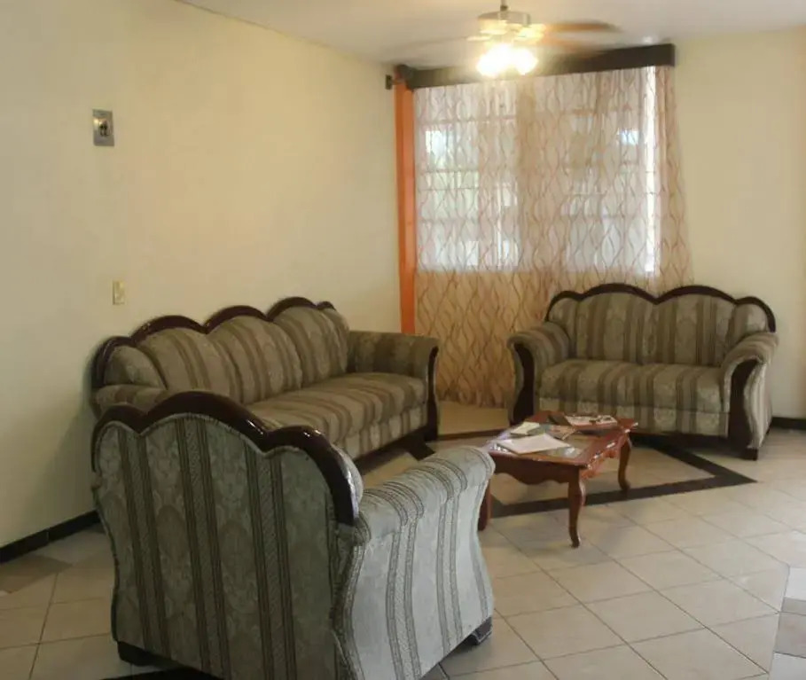 Hotel Maria Elena