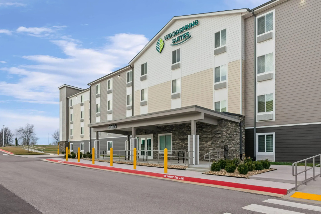 WoodSpring Suites Rogers Bentonville