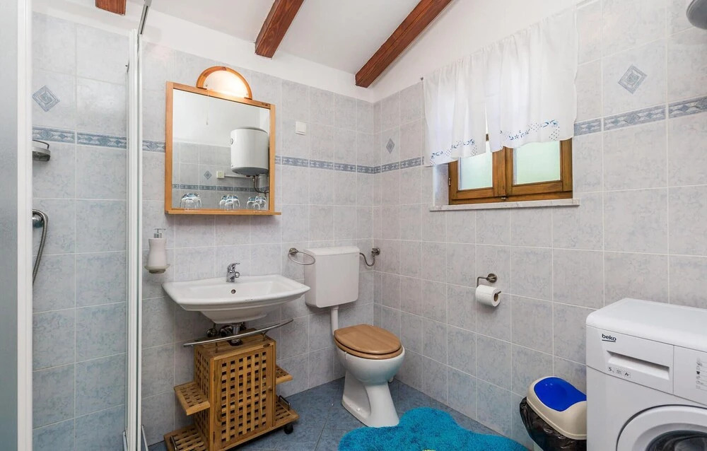 Lovely Home In Lovran