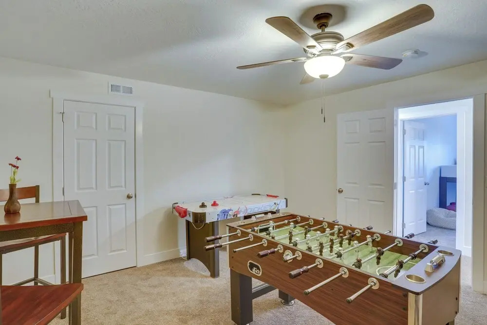 Cedar City Home w/ Mountain Views & Game Room!