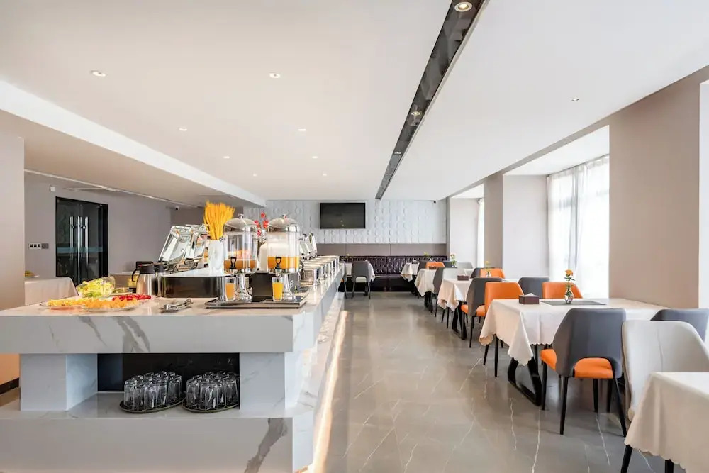 World Hotel Zhengzhou Univ Hi-tec Branch