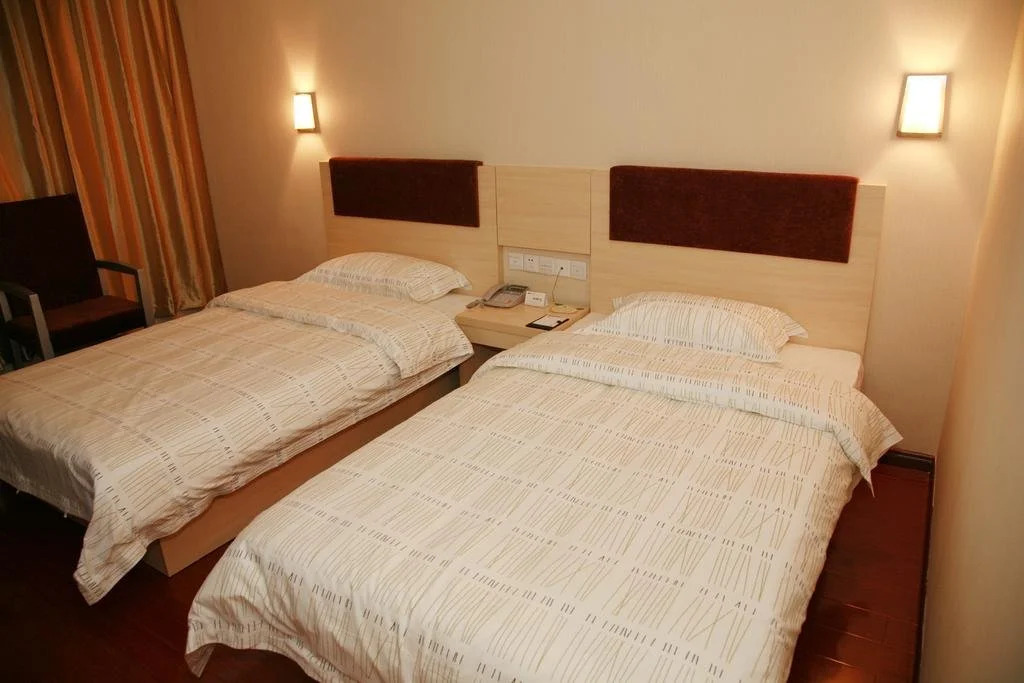 Jiuzhou Hotel
