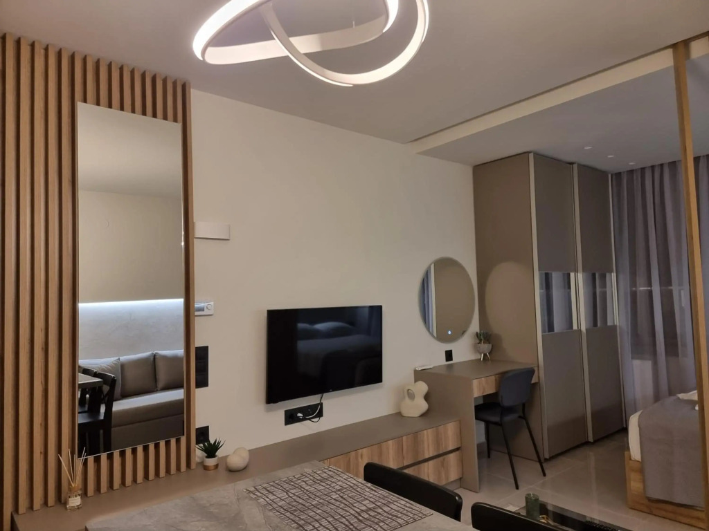 Iris City Center Premium Studio