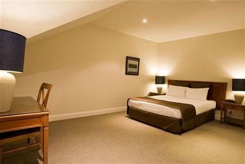 Bentley Suites