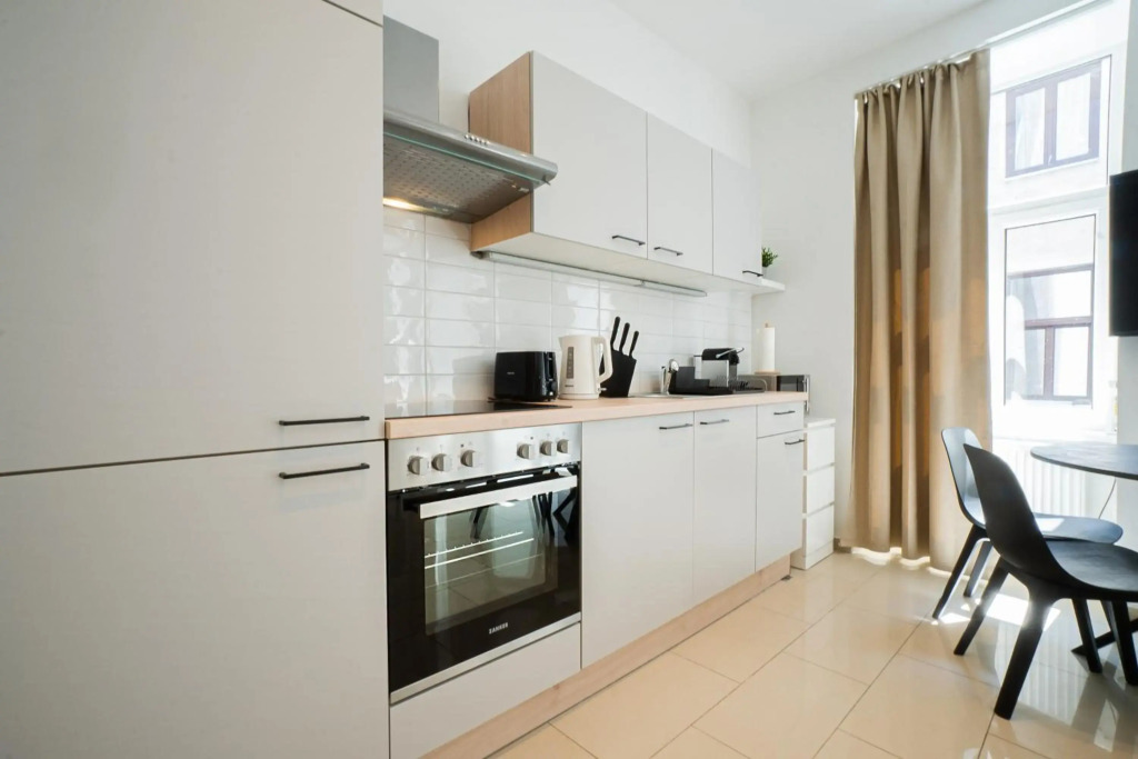 Modern and lovely apartment next to subway station