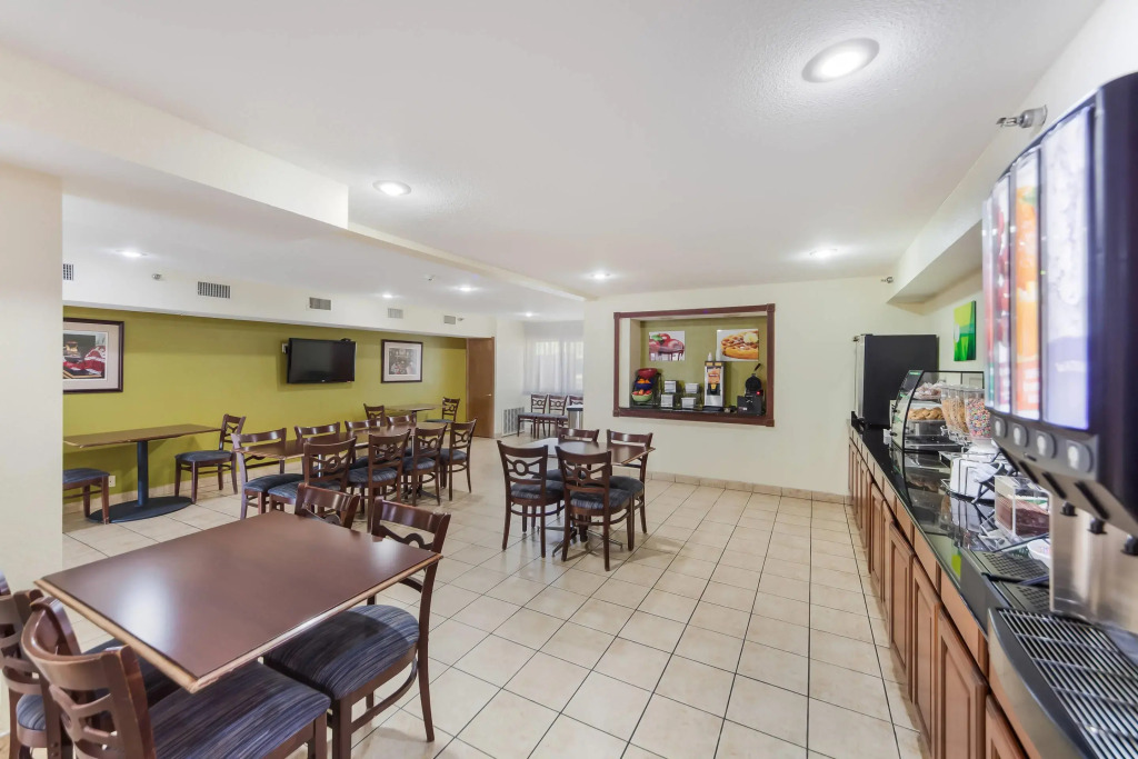 Holiday Inn Express Lincoln-11th & Cornhusker Highway
