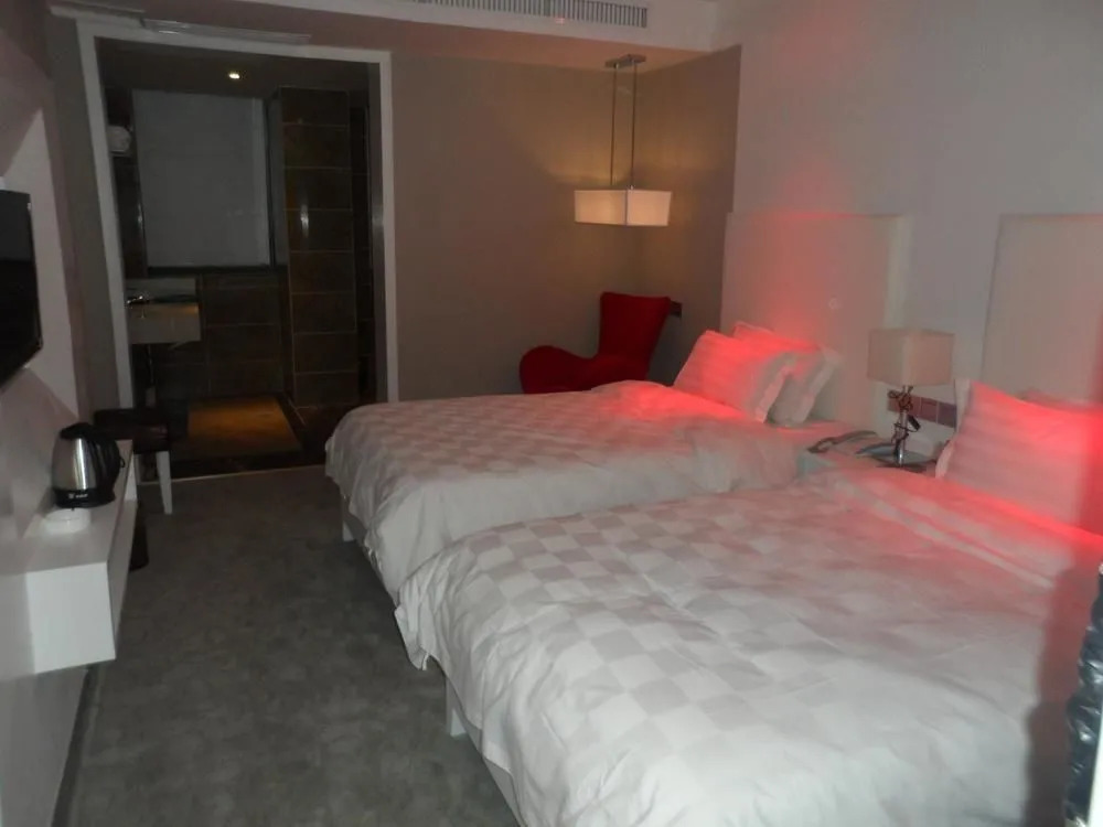 Changsha Longzhimeng Zhenpin Hotel