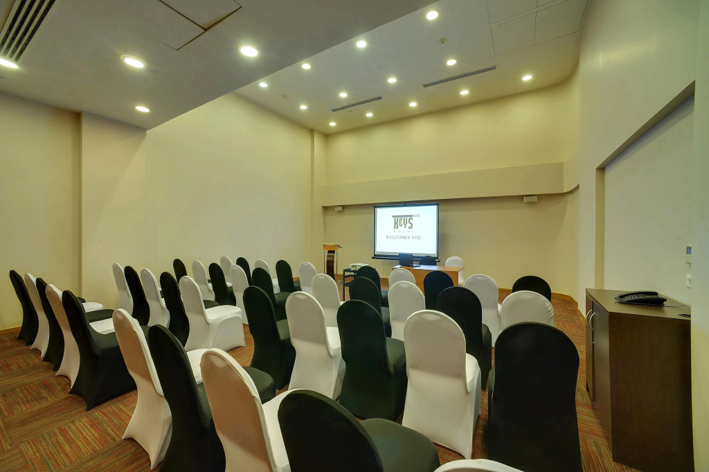 Keys Select by Lemon Tree Hotels, Kochi