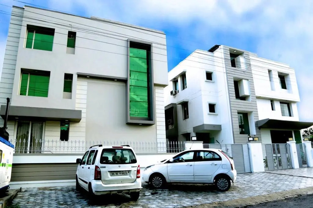 Hotel Kanishk