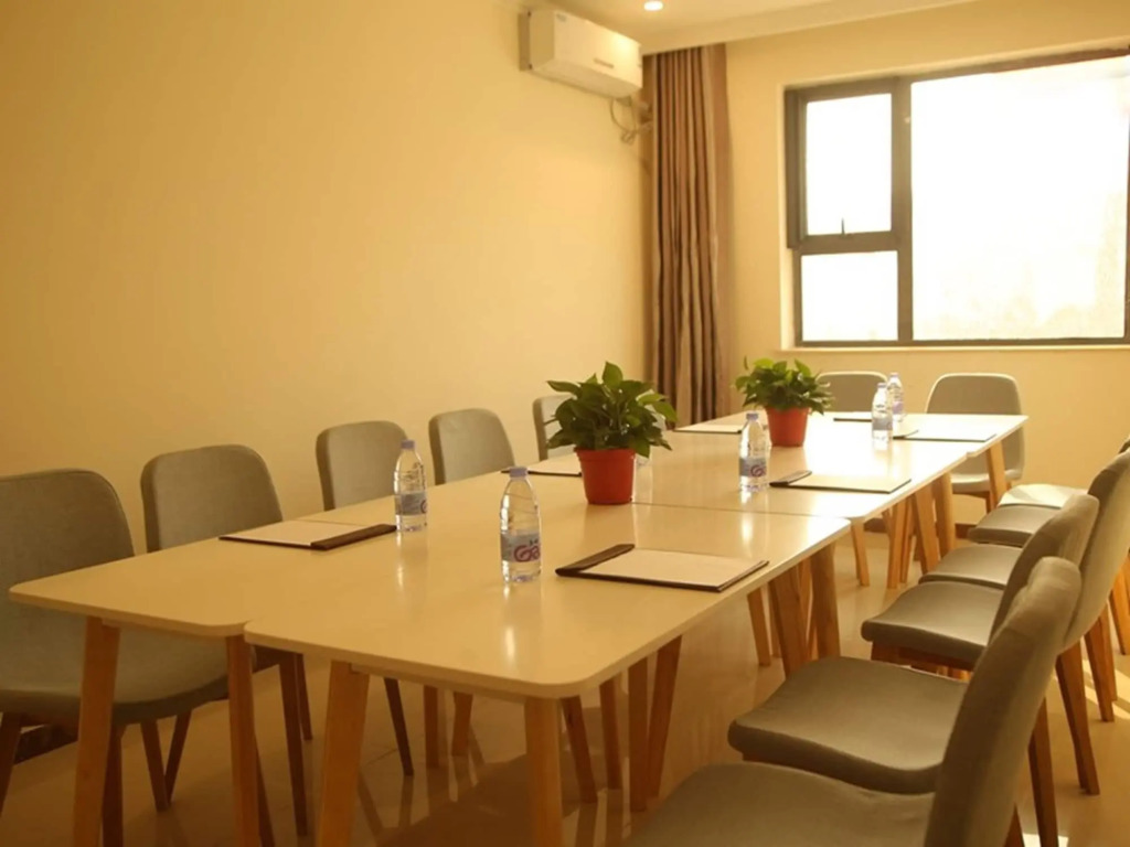 GreenTree Inn ShangQiu Normal College Wenhua(W)Road Business Hotel West Road Branch