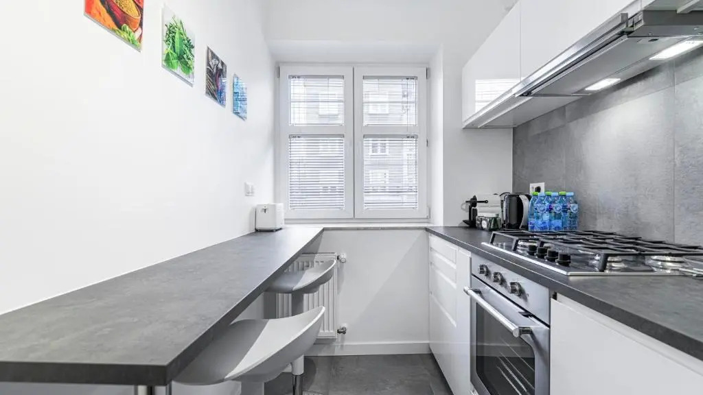 BillBerry Apartments - Four Lions