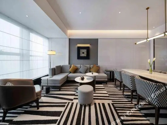 The Langbo Chengdu Unbound Collection