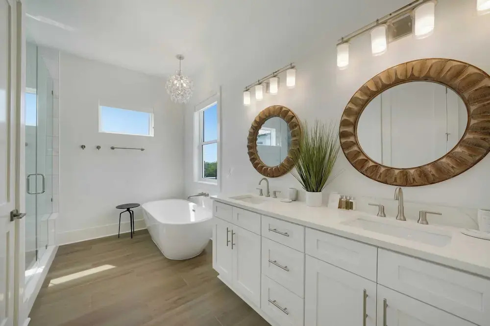 Sleeps 39 2 Luxe Homes w/ Free Golf Cart, Private Pool+spa 3 Blocks to Beach
