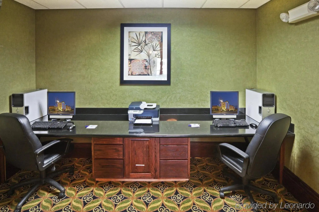 Holiday Inn Express Hotel & Suites McAlester by IHG
