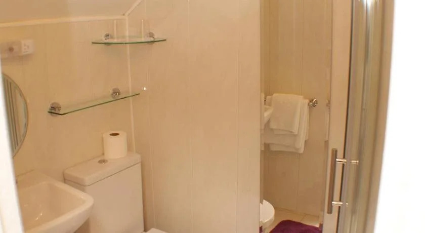 Eske Villa Bed & Breakfast